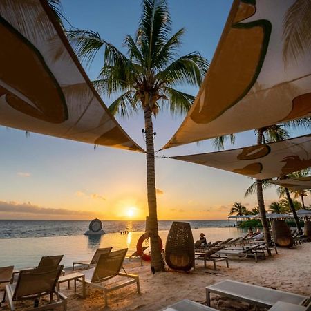 Papagayo Beach Resort (Adults Only) Willemstad Eksteriør billede